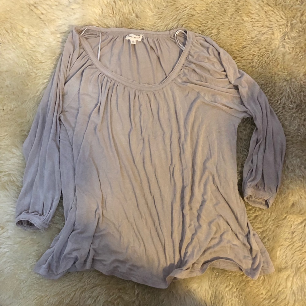 Hem and thread scoop neck blouse